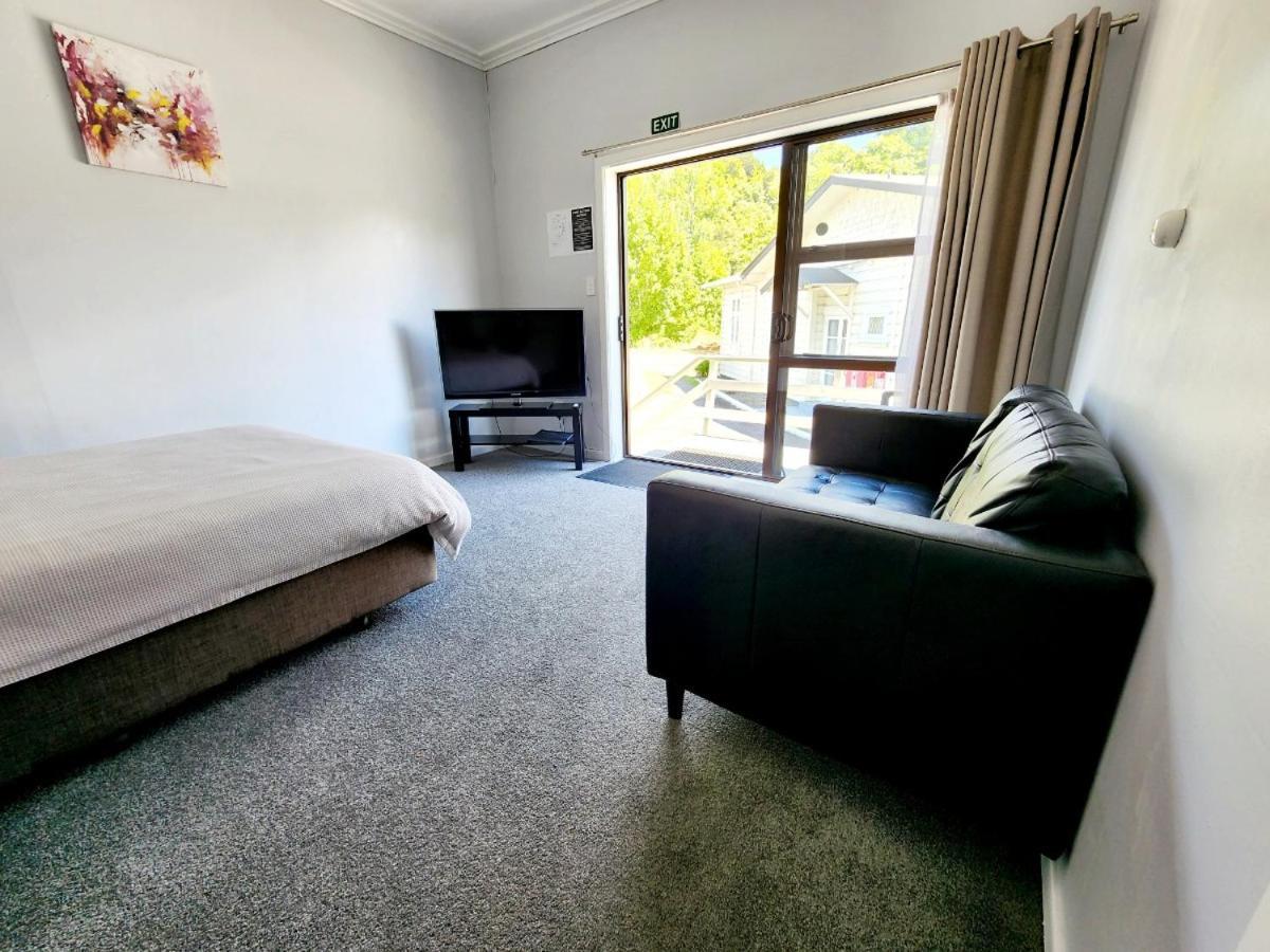 Kelly'S Riverside Motel Taumarunui Εξωτερικό φωτογραφία
